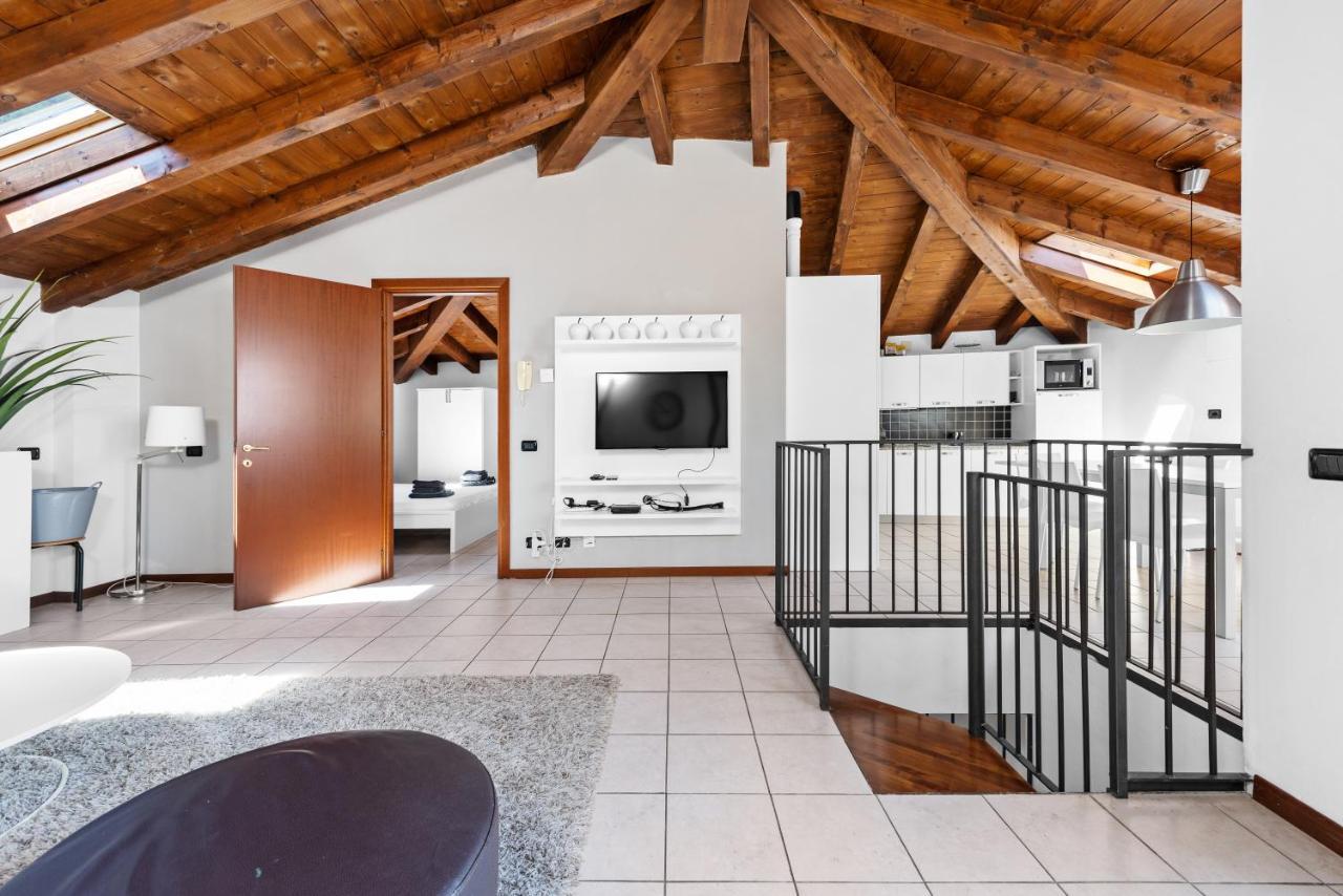 Casacamelia 35, 3 Bdrm With View Lake Como Apartment Acquaseria Exterior photo